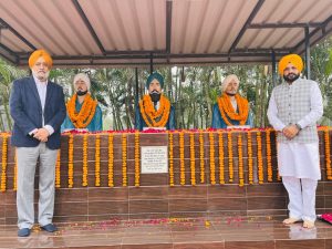 ਕੈਬਨਿਟ ਮੰਤਰੀ ਤਰੁਨਪ੍ਰੀਤ ਸਿੰਘ ਸੌਂਦ ਵੱਲੋਂ ਸ਼ਹੀਦ ਕਰਤਾਰ ਸਿੰਘ ਸਰਾਭਾ ਨੂੰ ਉਨ੍ਹਾਂ ਦੇ ਸ਼ਹੀਦੀ ਦਿਹਾੜੇ 'ਤੇ ਸ਼ਰਧਾ ਦੇ ਫੁੱਲ ਭੇਟ