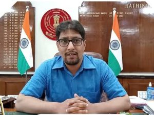 डिप्टी कमिश्नर शौकत अहमद परे(बठिंडा)